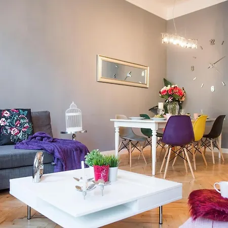 Cityscape Wenceslas Square Apartment *